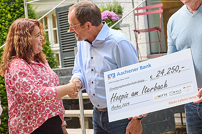 Hospiz Iterbach Benefizaktion Scheckübergabe